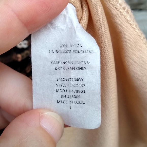 Lovely Day Sequined Bodycon Dress - Picture 6 of 8